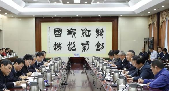集團公司召開第一批“不忘初心、牢記使命”主題教育整治整改“回頭看”暨第二批工作推進會